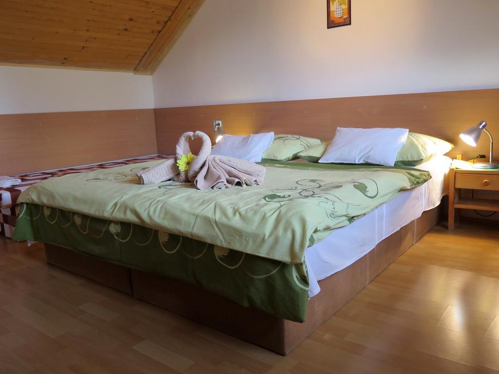 Rekreacny Dom Apartment Strecno Ngoại thất bức ảnh